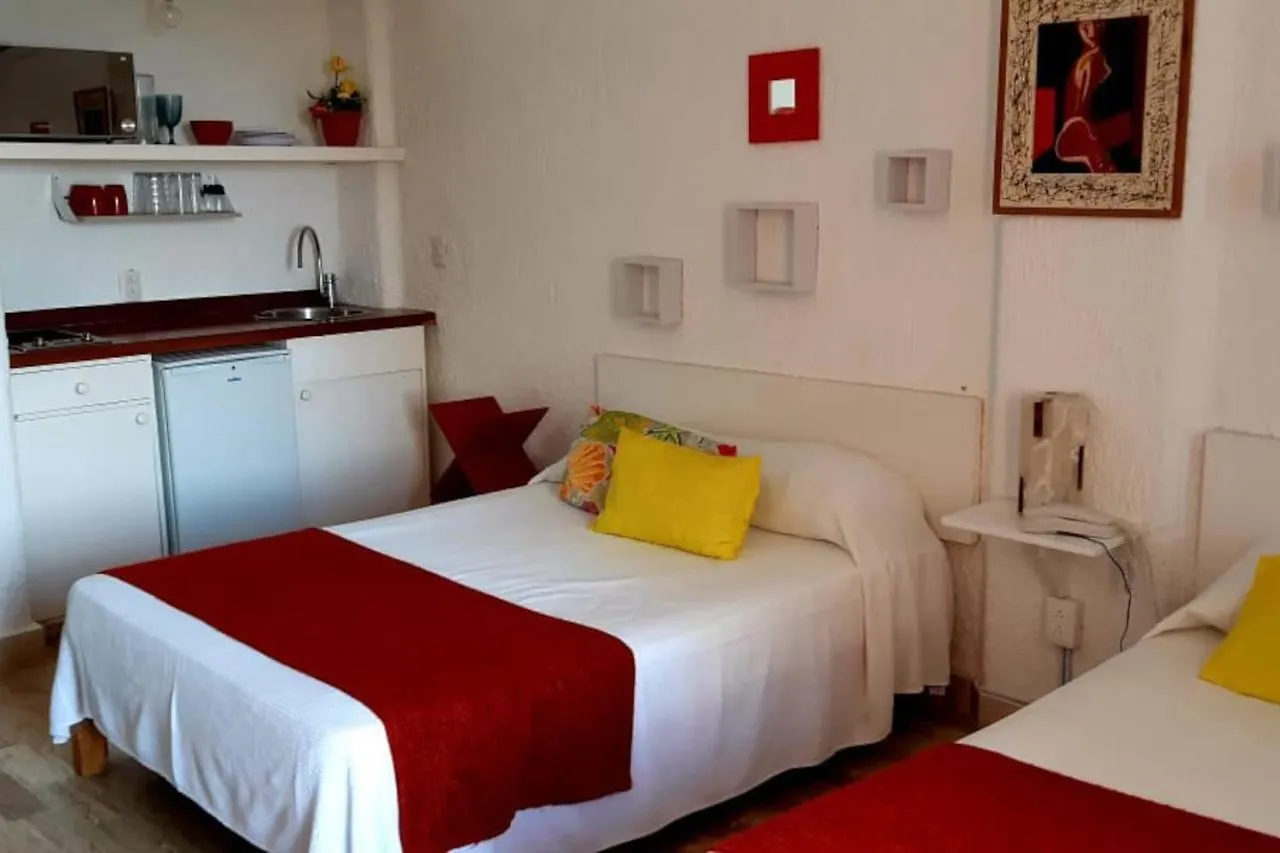 Ocean Front Suite, Balcony, Kitchen. Cancun